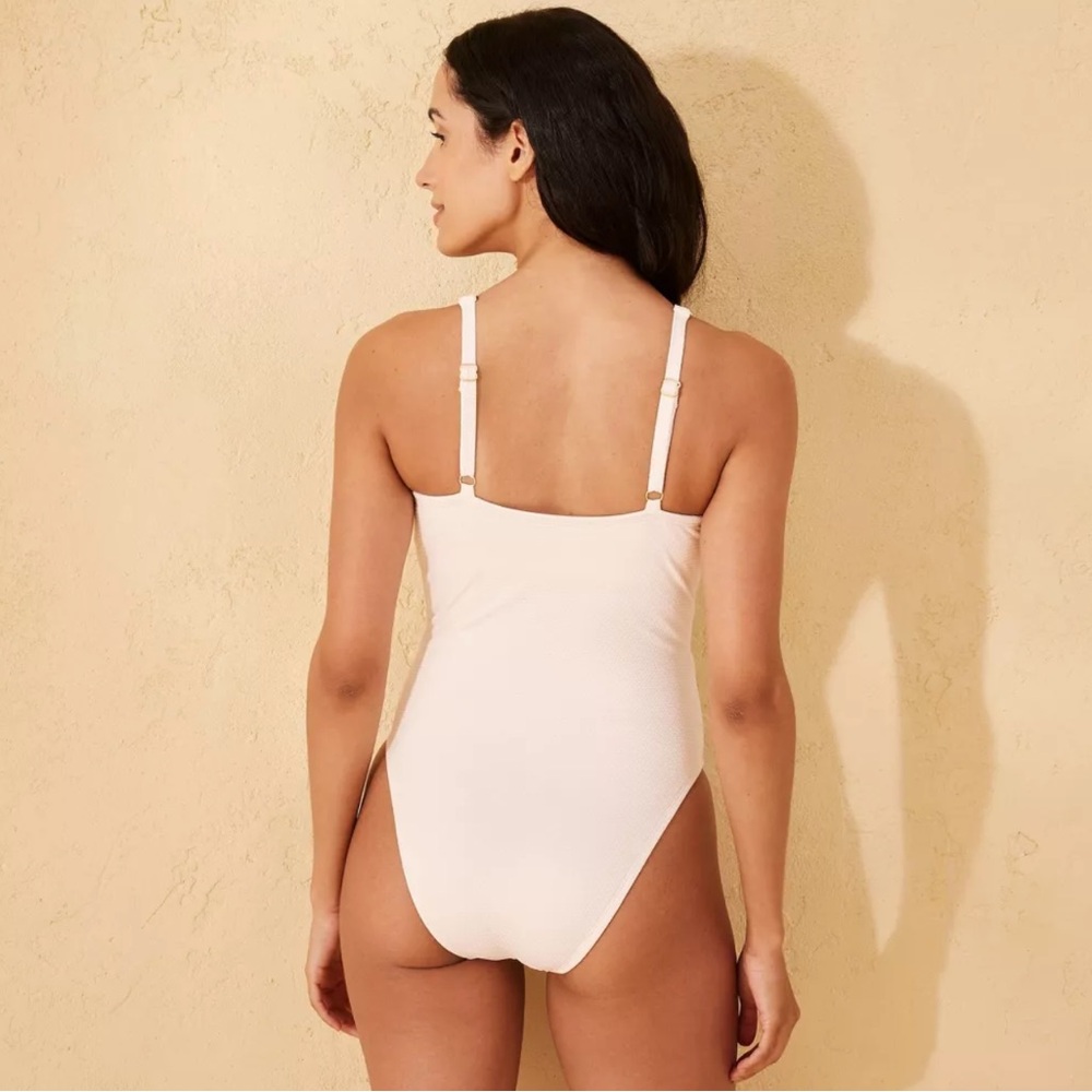 SHADE & SHORE Twist Cut Out Cheeky One Piece Swimsuit - Picture 8 of 8